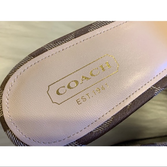 Coach Geri Wedge Sandals. - Picture 6 of 7